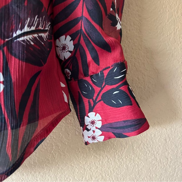 Zara Basic Collection Red Floral Button Down - Size Small - Picture 5 of 9